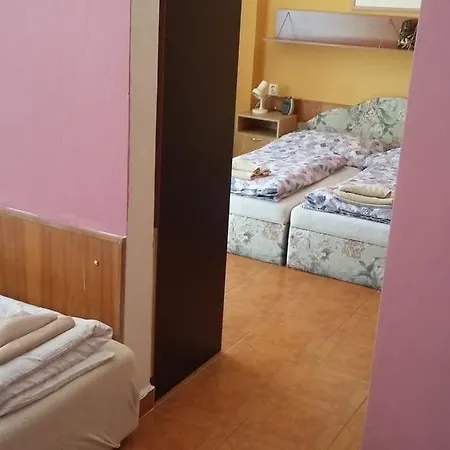 Casa de hóspedes Garni Sonata 2*